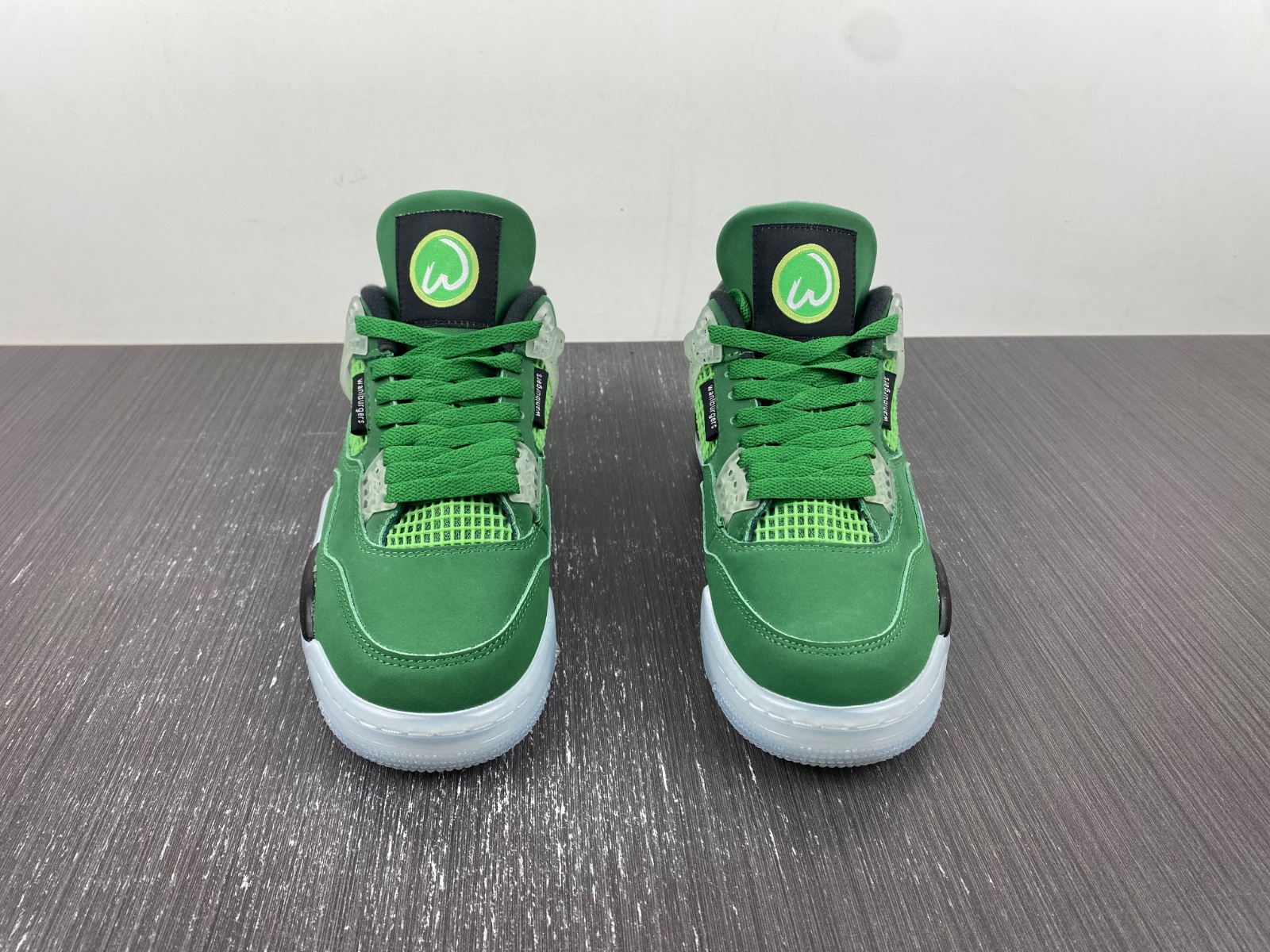Nike  Air Jordan 4 PE customize