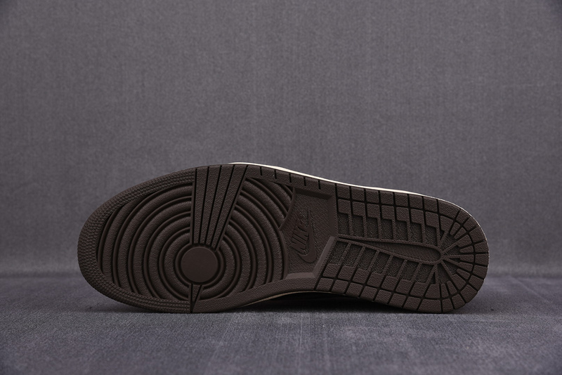 Travis Scott x Air Jordan 1 Low