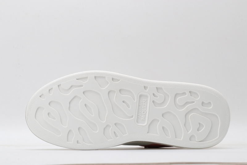 MCQUEEN OVERSIZED SNEAKER