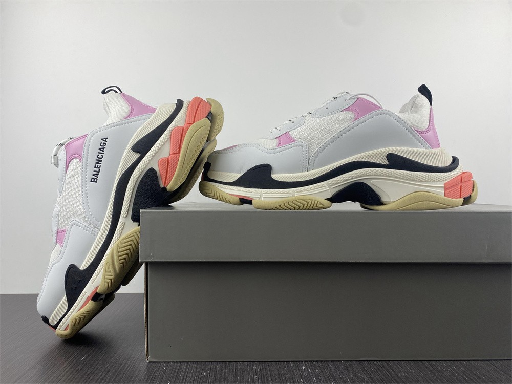 Balenciaga TRIPLE S TRAINER
