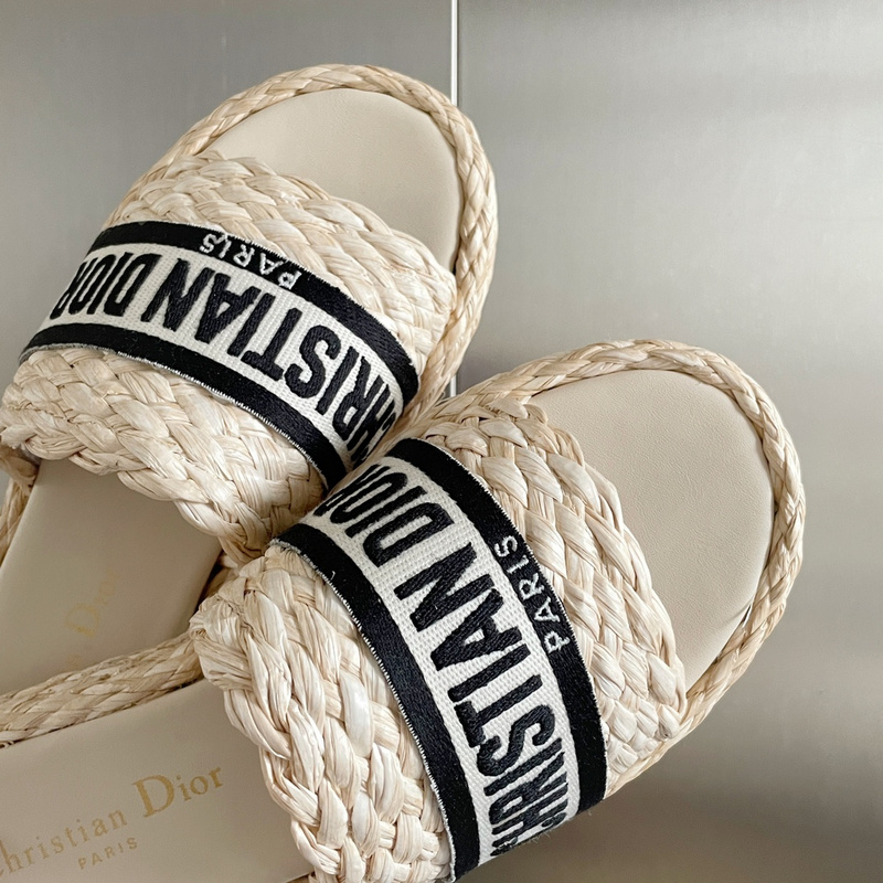 D1OR DWAY SLIDE (EU35-EU41)