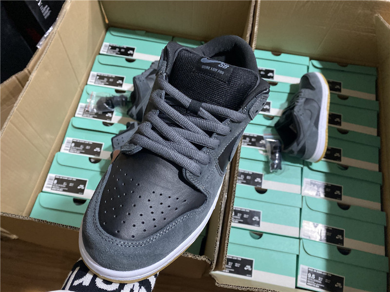 Nike SB Dunk Low Dark Grey Black Gum AR0778-001