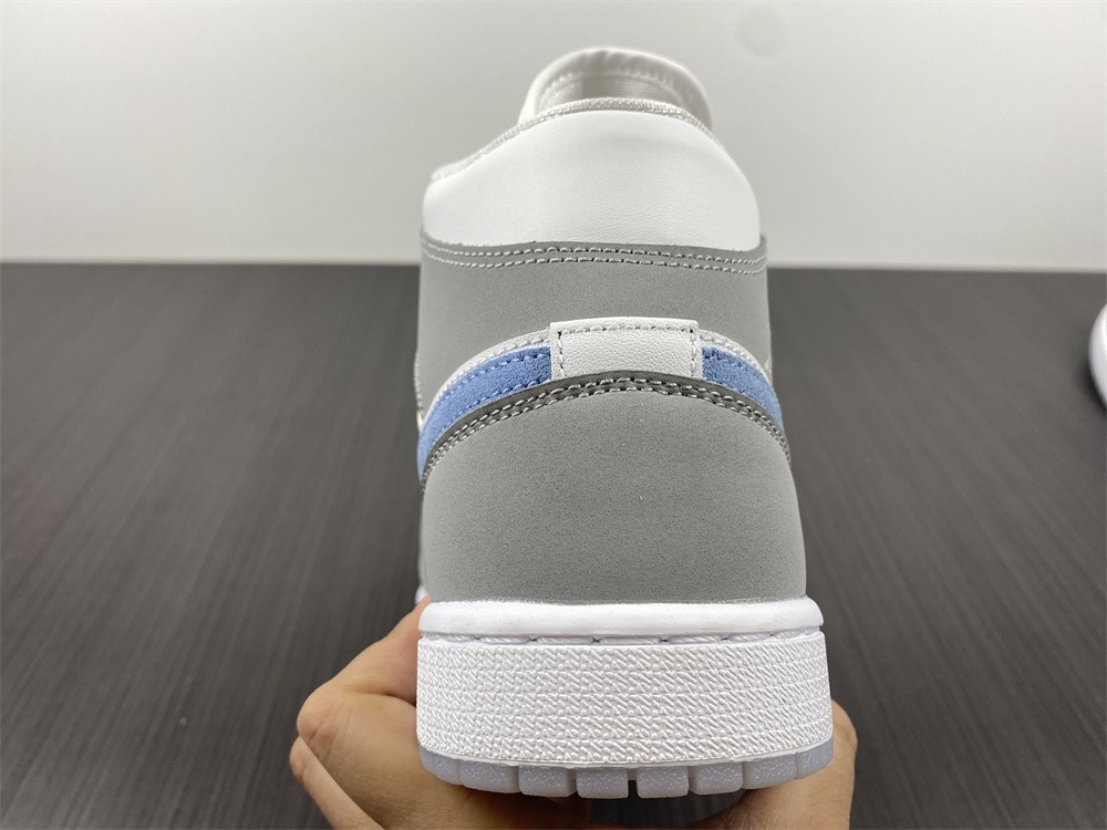 Air Jordan 1 Mid Wolf Grey Aluminum BQ6472-105