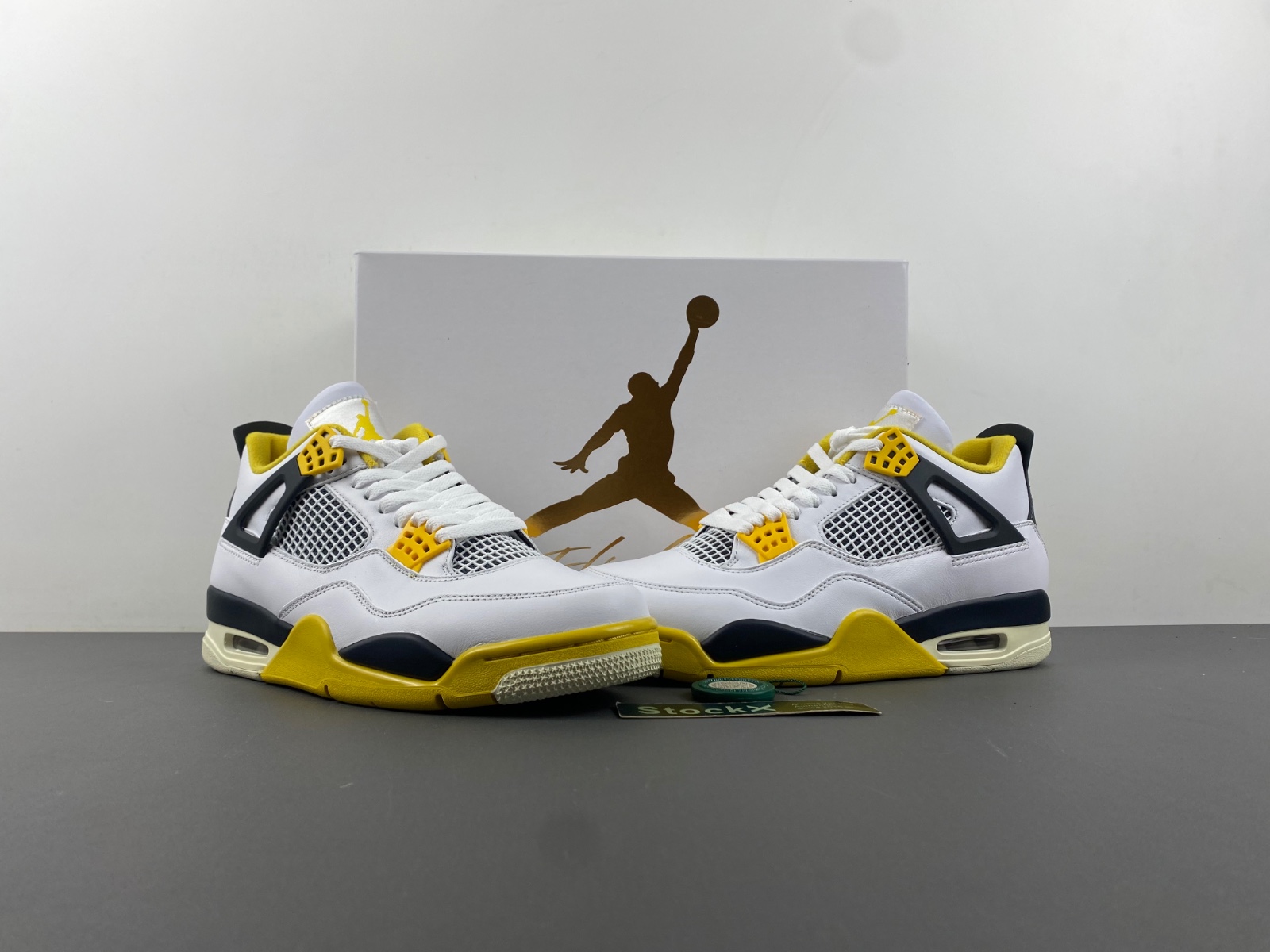 Air Jordan 4 "Vivid Sulfur" AQ9129-101
