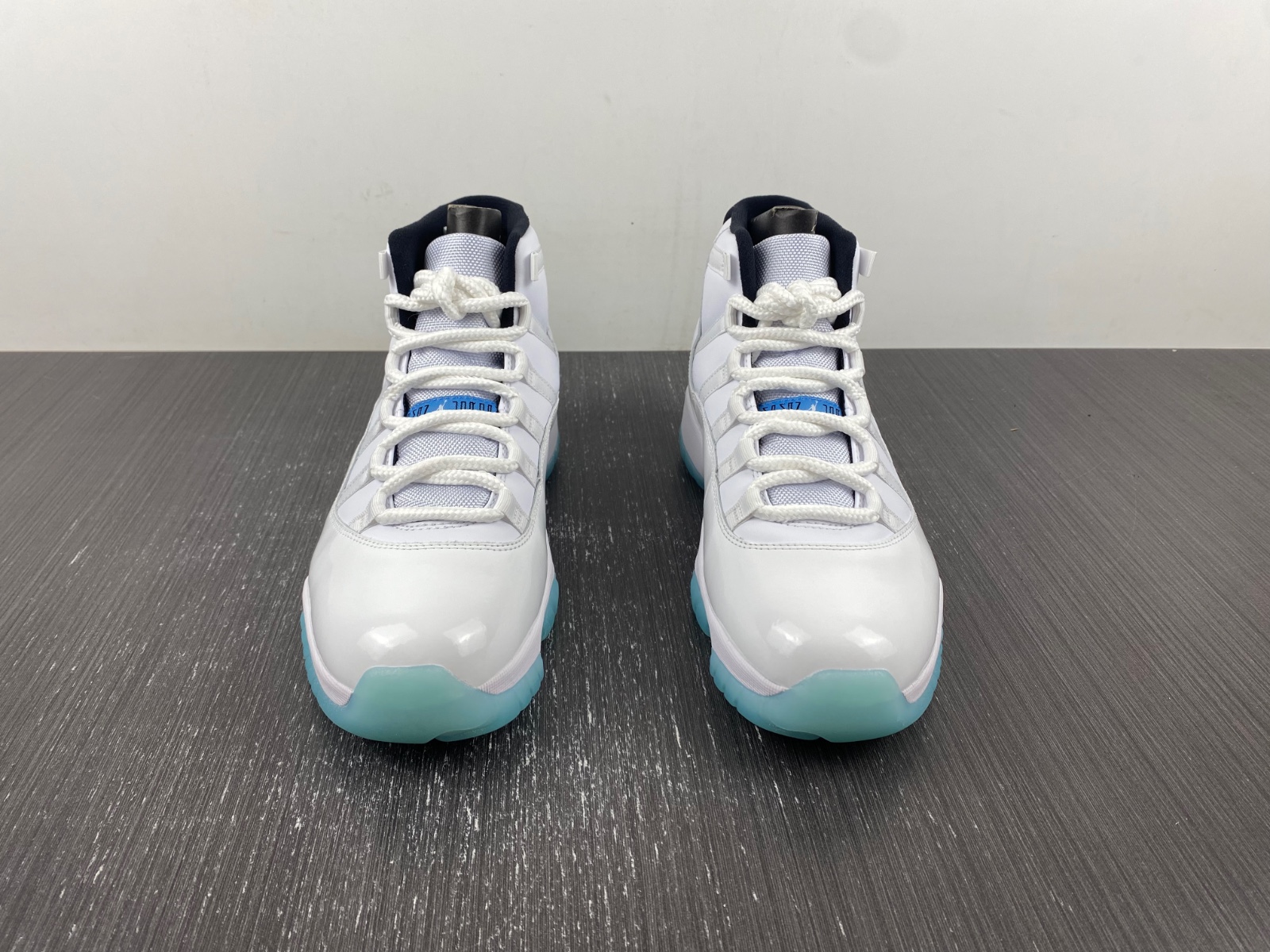 Air Jordan 11 Retro Legend Blue 378037-117