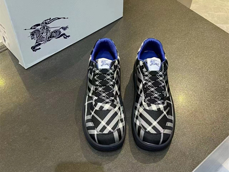 Burberry Check Terrace Sneakers BBR--3006