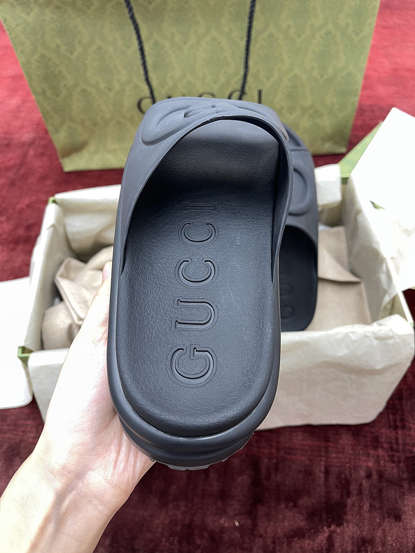 Gucci slide (EU35-EU45)
