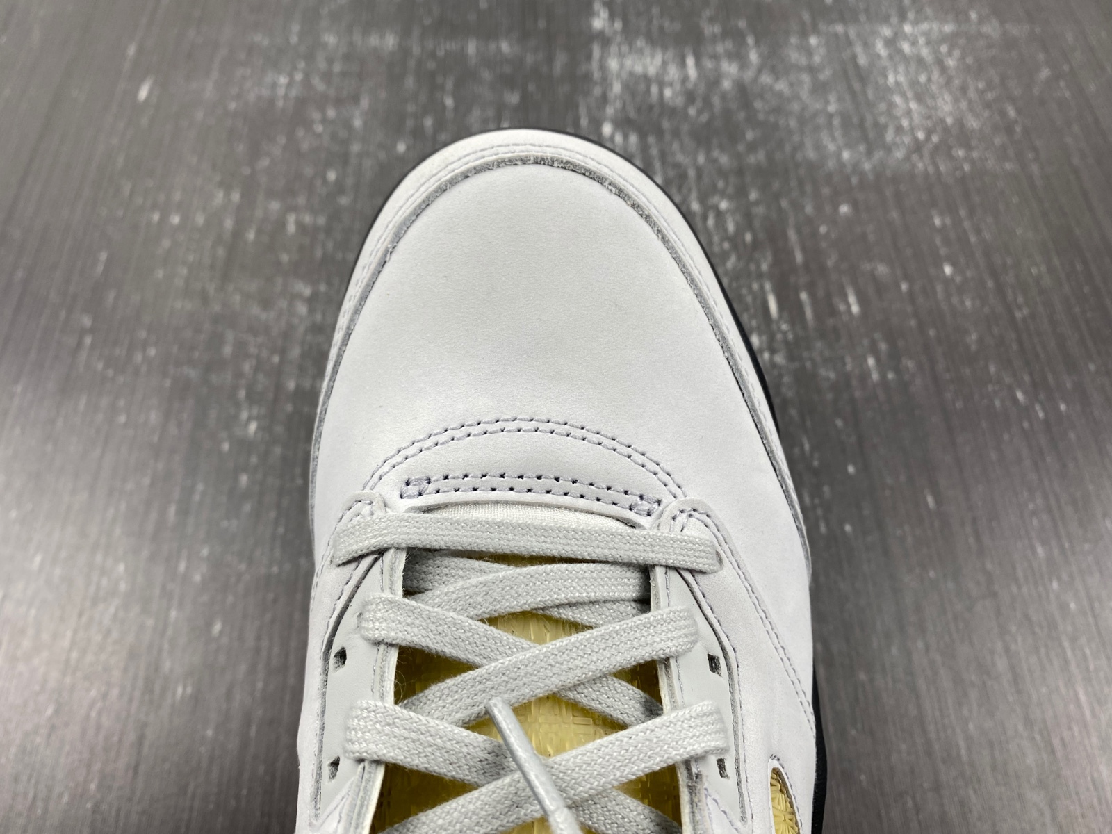 A Ma Maniere x Air Jordan 5 Dawn Photon Dust FZ5758-004