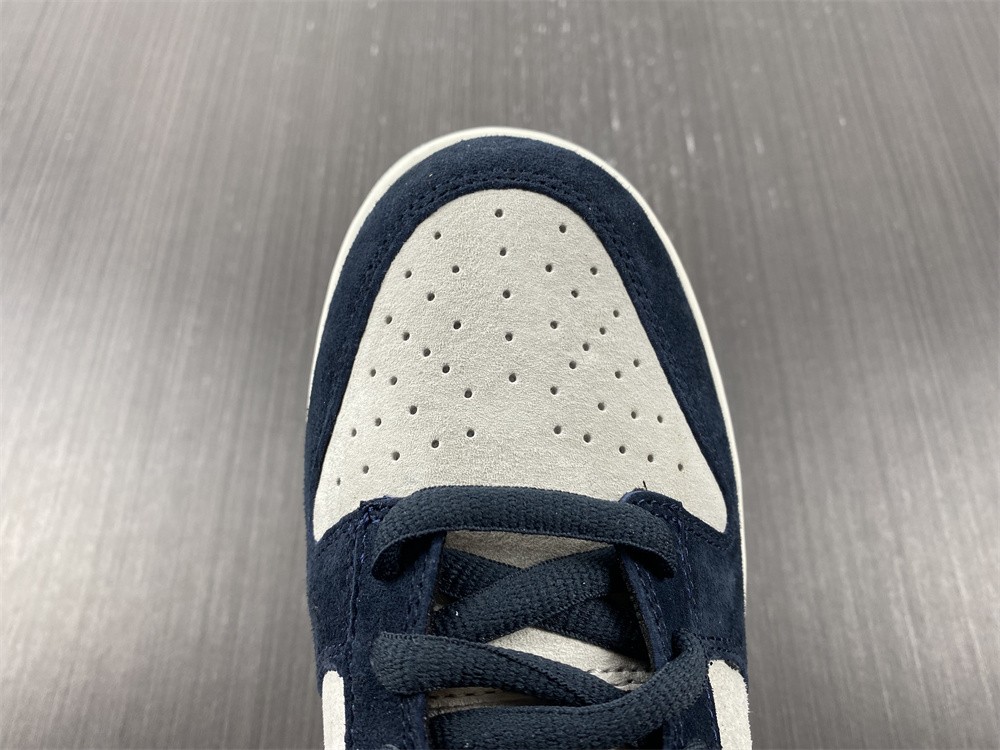 Katsuhiro Otomo x Nike Dunk Low "Steam Boy"