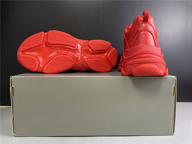 Balenciaga TRIPLE S TRAINER