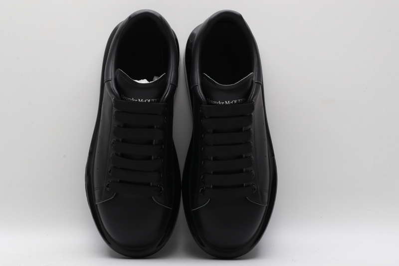 MCQUEEN OVERSIZED SNEAKER