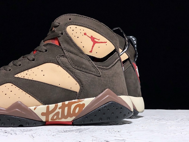 Air Jordan 7 Retro "Patta Shimmer"  AT3375-200