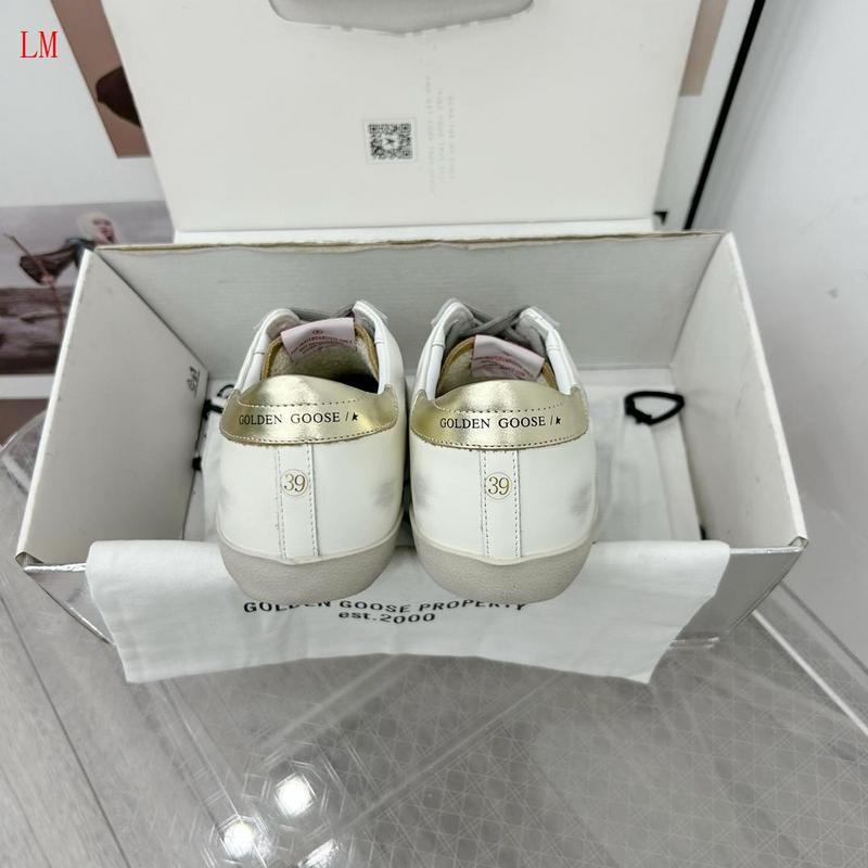 Golden Goose Sneaker