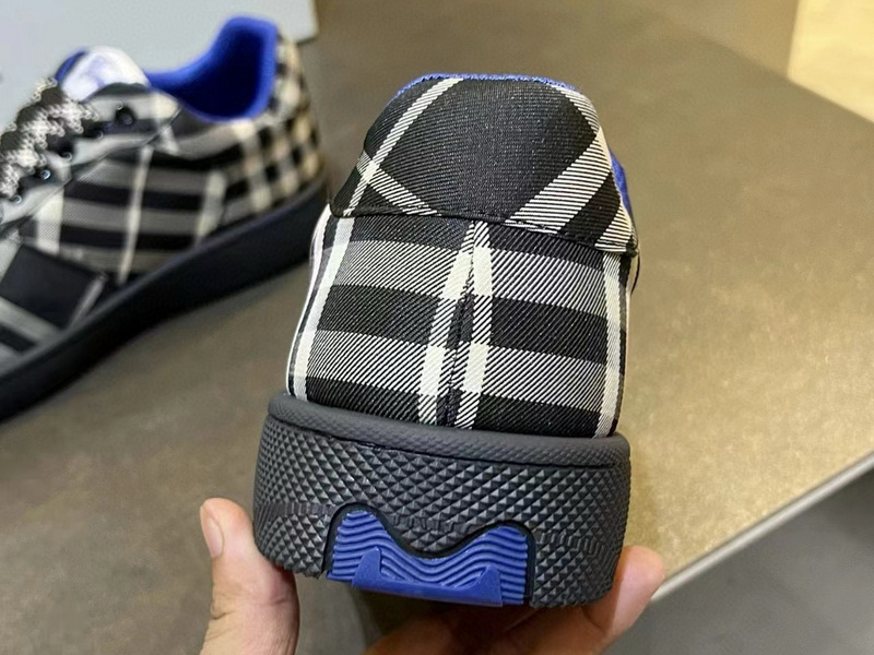 Burberry Check Terrace Sneakers BBR--3006
