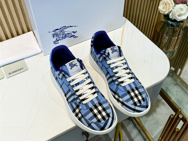Burberry Check Terrace Sneakers BBR--3008