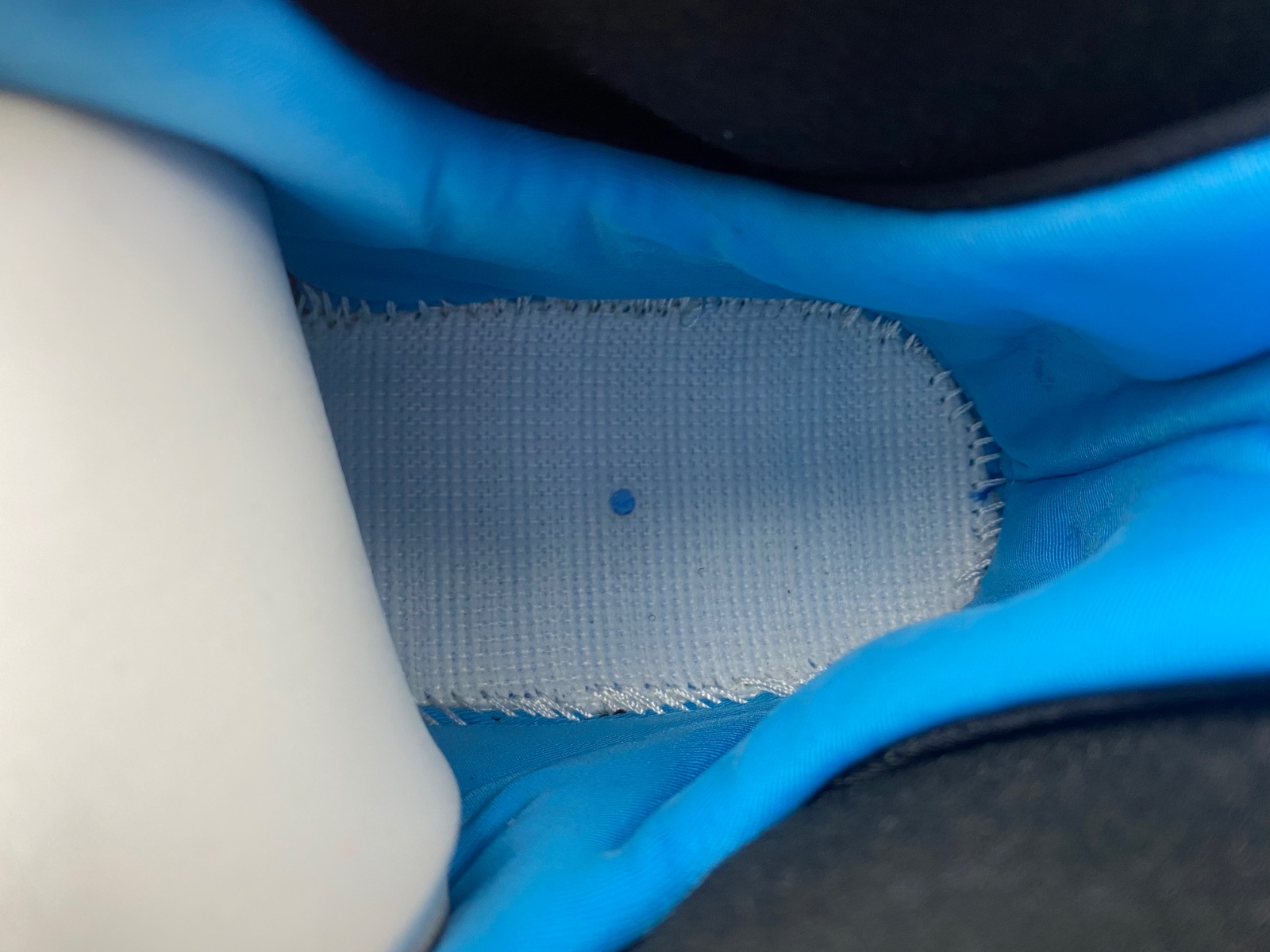 Air Jordan 9 OG "Powder Blue" FQ8992-101