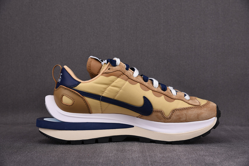 Nike Vaporwaffle sacai Sesame Tan Navy DD1875-200