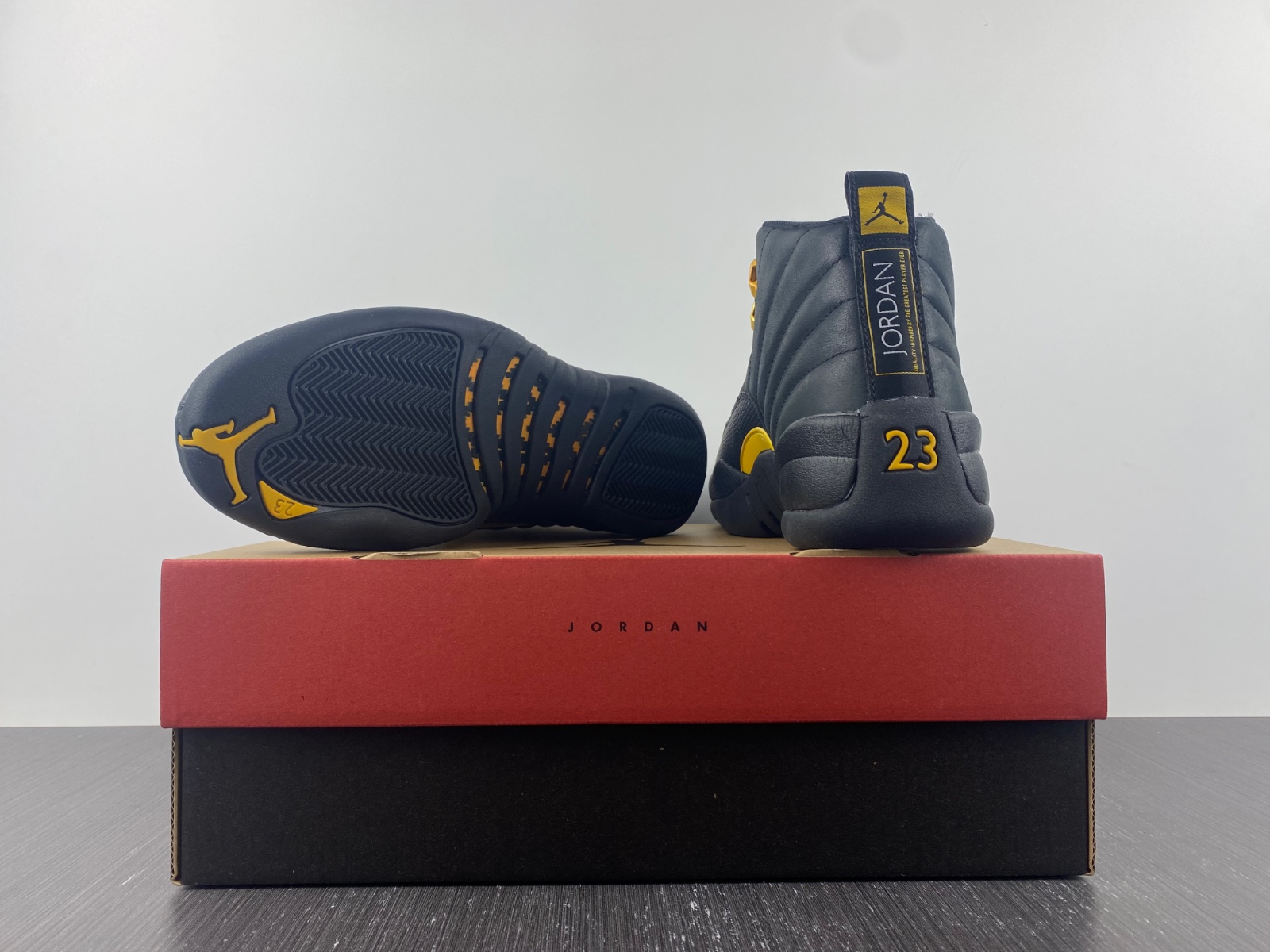 Air Jordan 12 Retro