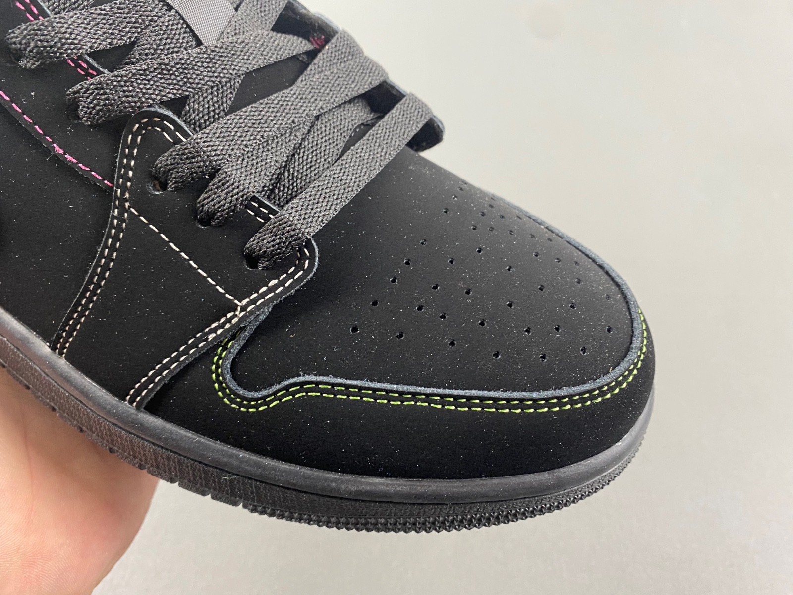 Air Jordan 1 Low Phat 