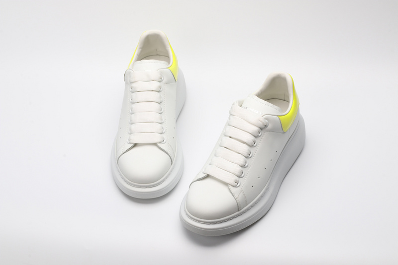 MCQUEEN OVERSIZED SNEAKER