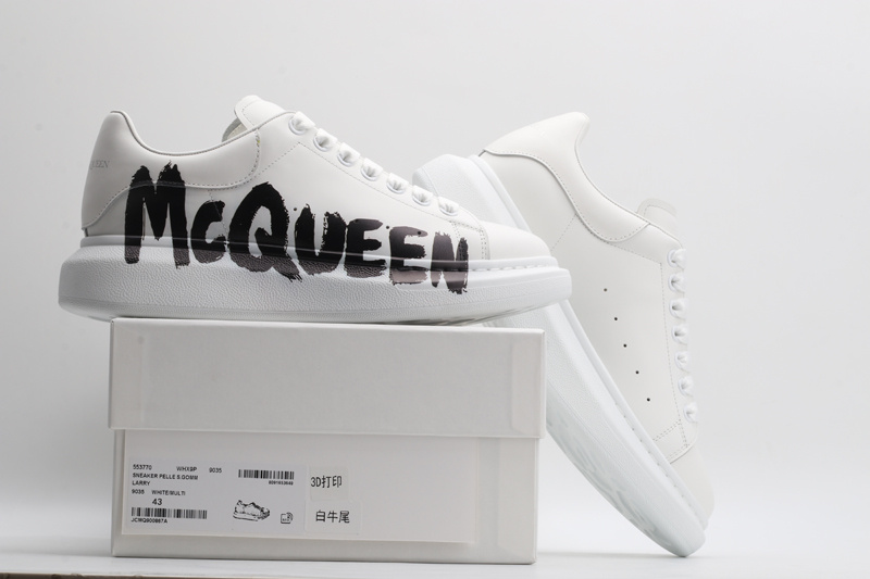 MCQUEEN OVERSIZED SNEAKER