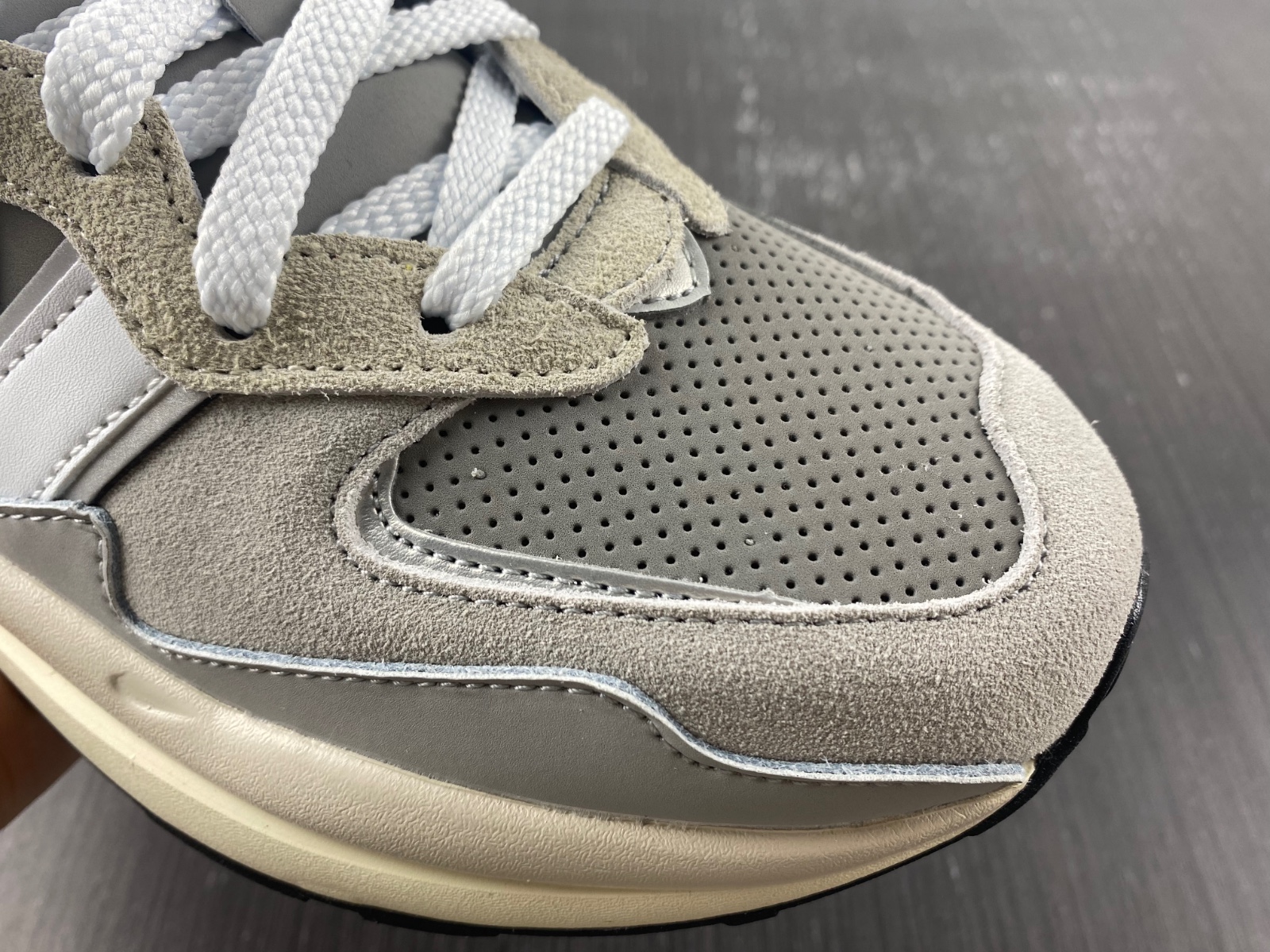 New Balance 57/40 Grey Day - M5740TA