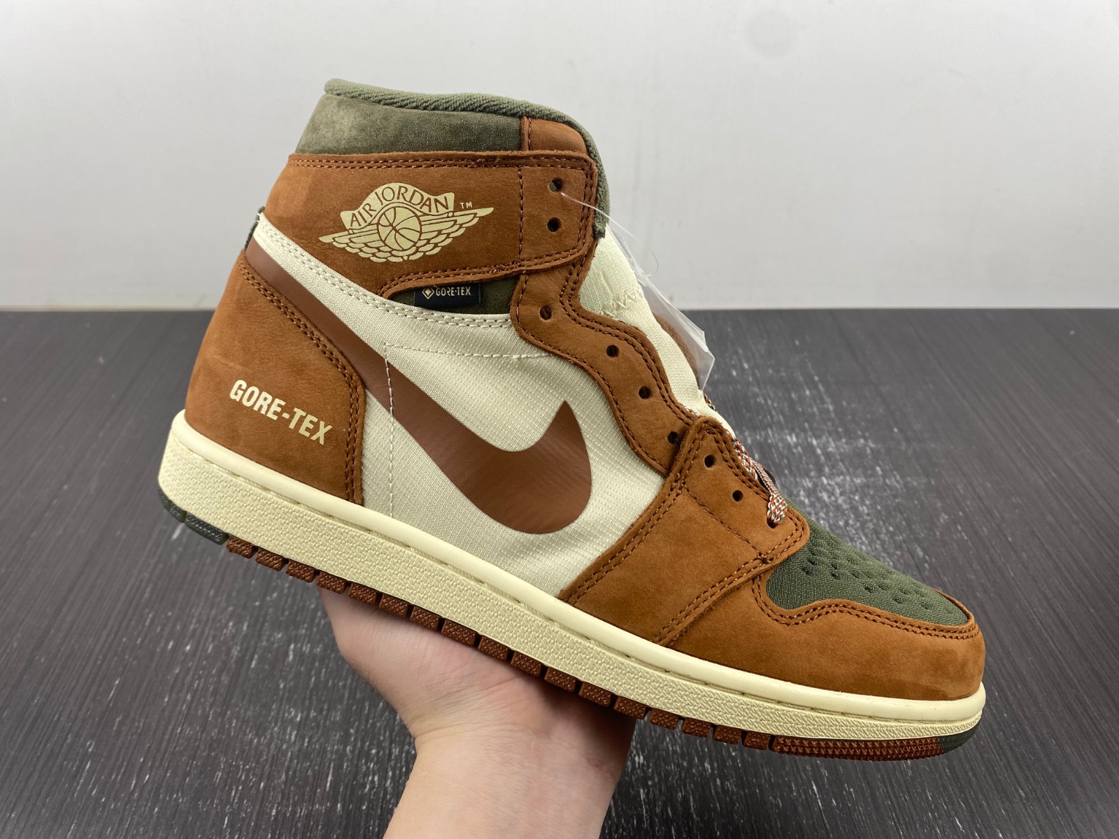 Air Jordan 1 Elements