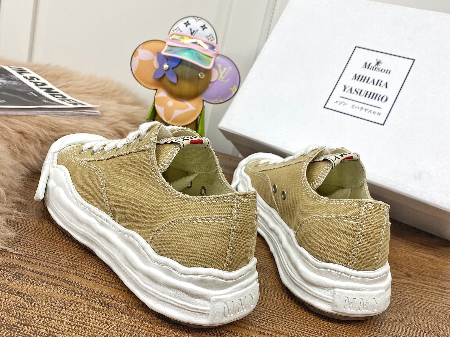 Maison Mihara Yasuhiro Low-Top Sneakers MMY-014