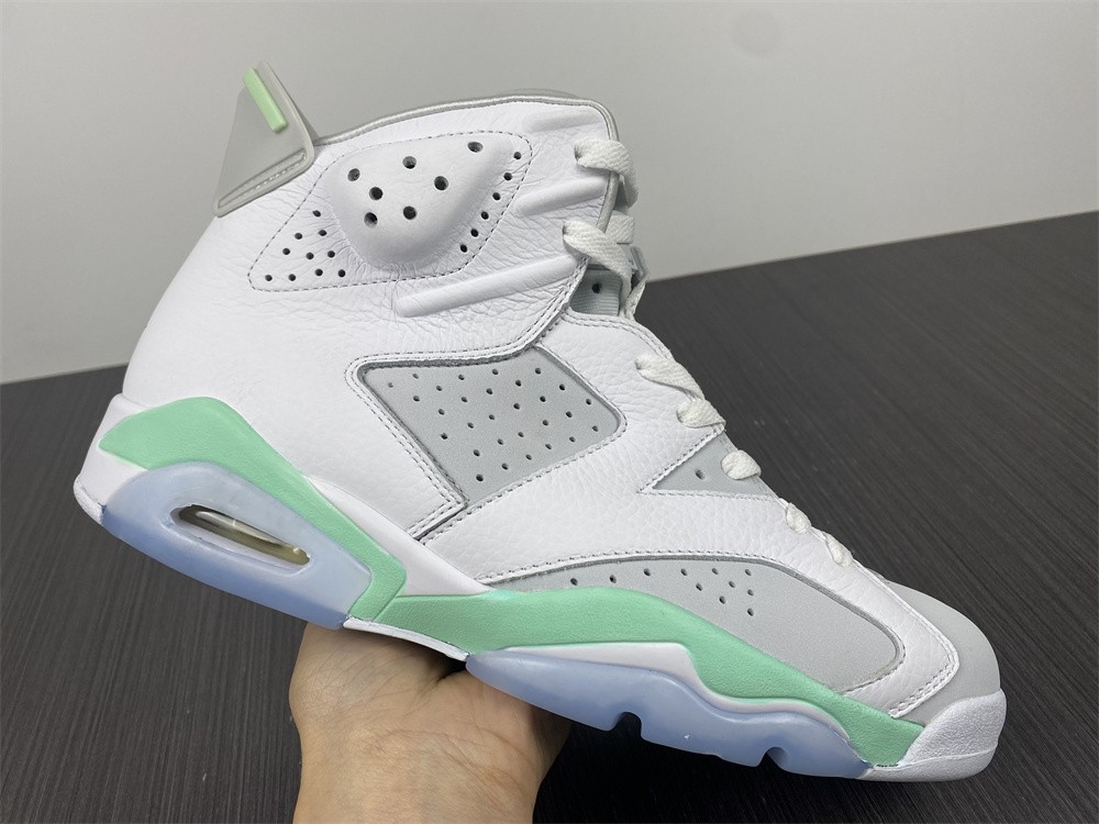 Air Jordan 6 Mint Foam DQ4914-103