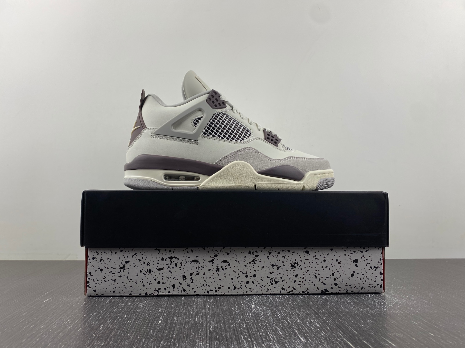 A Ma Maniere x Air Jordan 4 “Phantom” FZ4810-001
