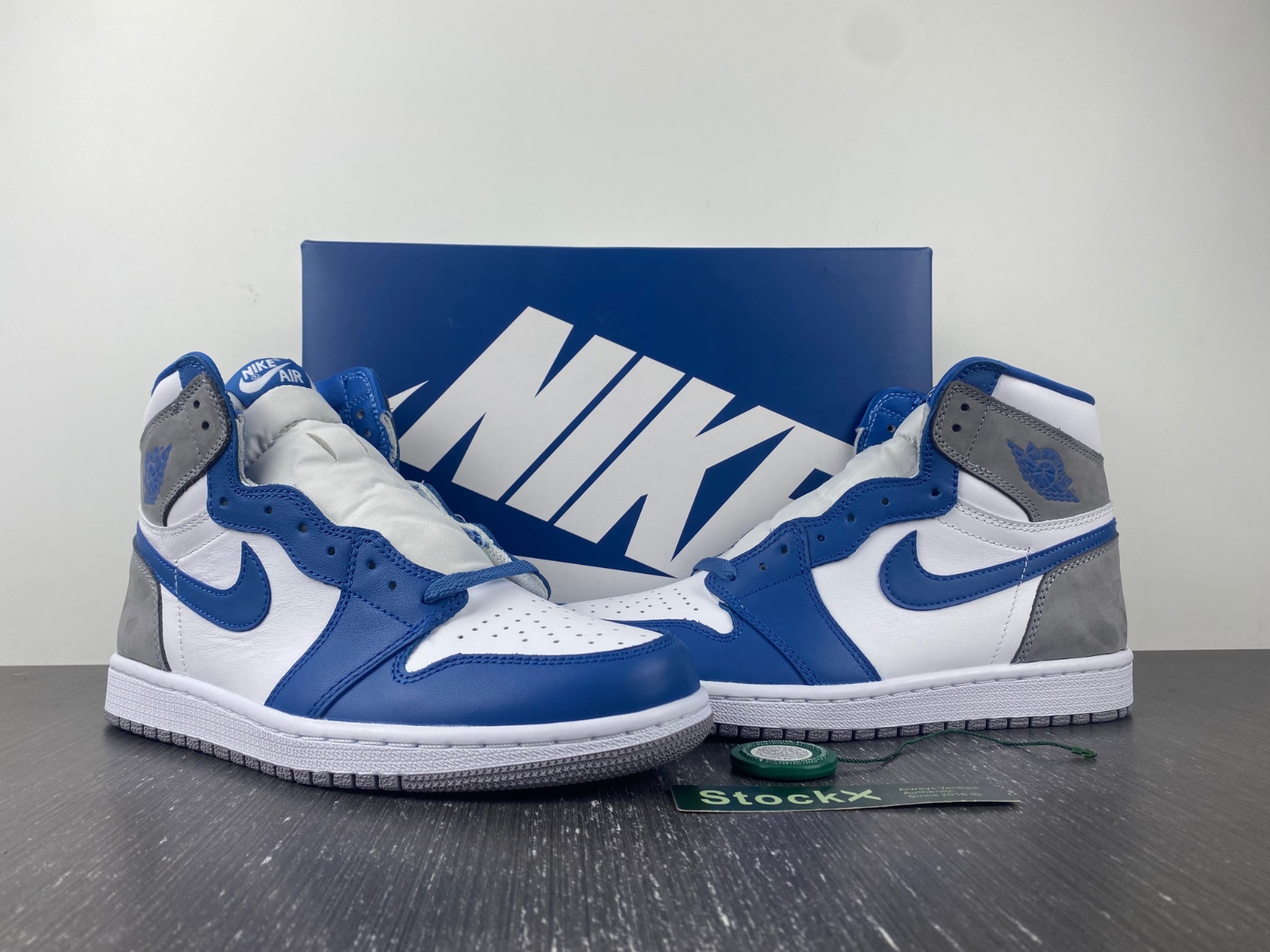 Air Jordan 1 Retro High OG