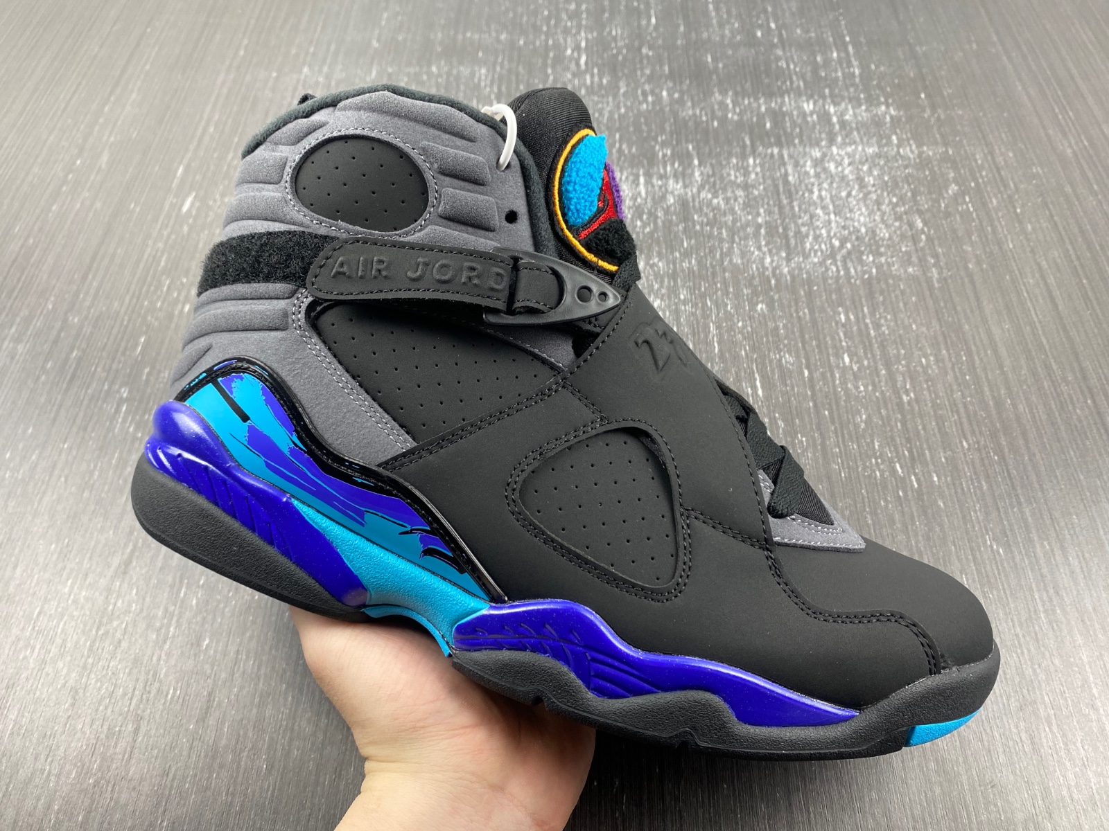 Air Jordan 8 Retro 