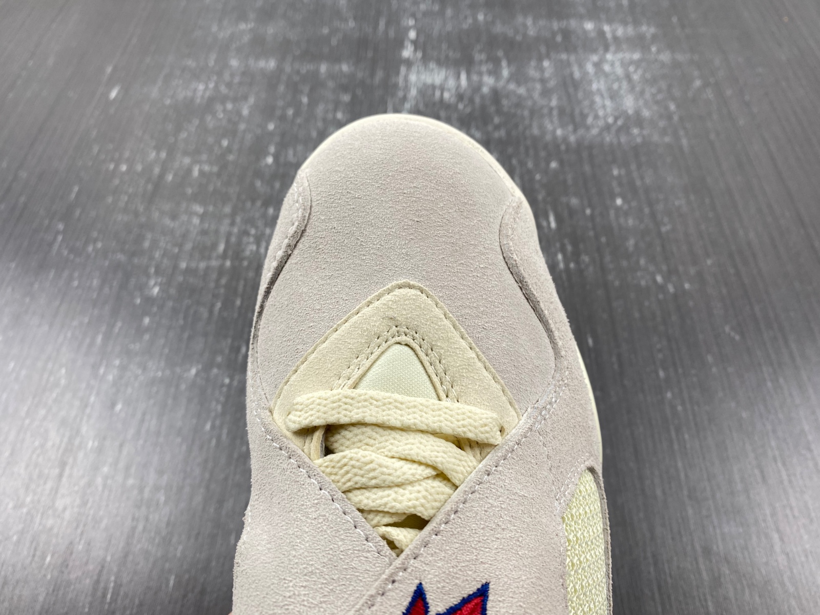 SoleFly x Air Jordan 8 Mi Casa Es Su Casa FJ2850-107