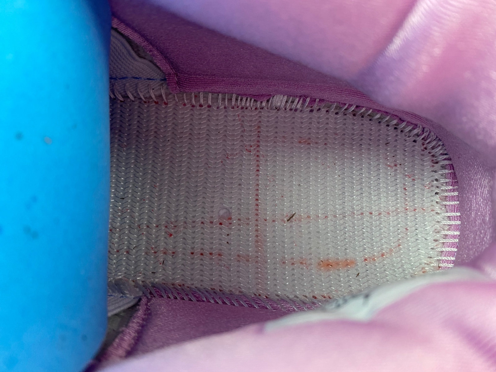 Air Jordan 4 “Pink Oreo” unreleased