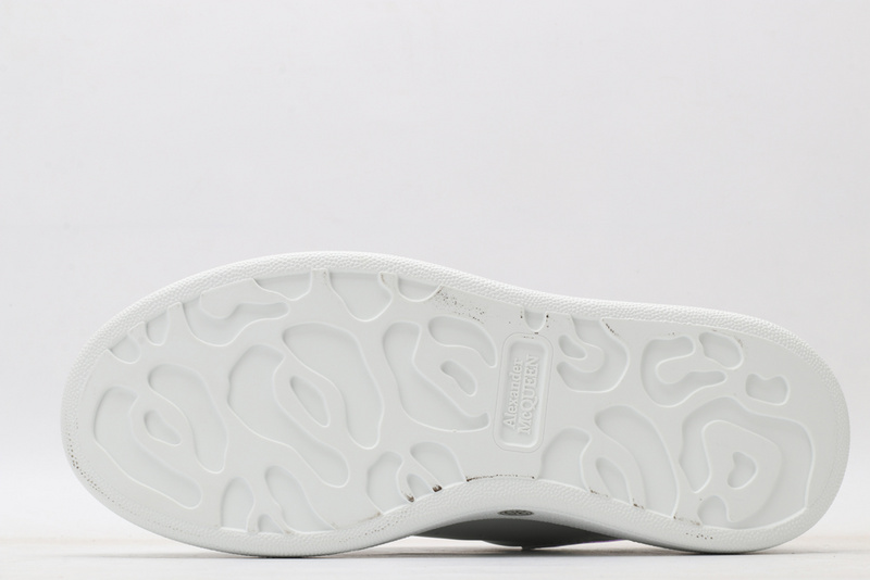 MCQUEEN OVERSIZED SNEAKER