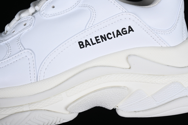 Balenciaga TRIPLE S TRAINER