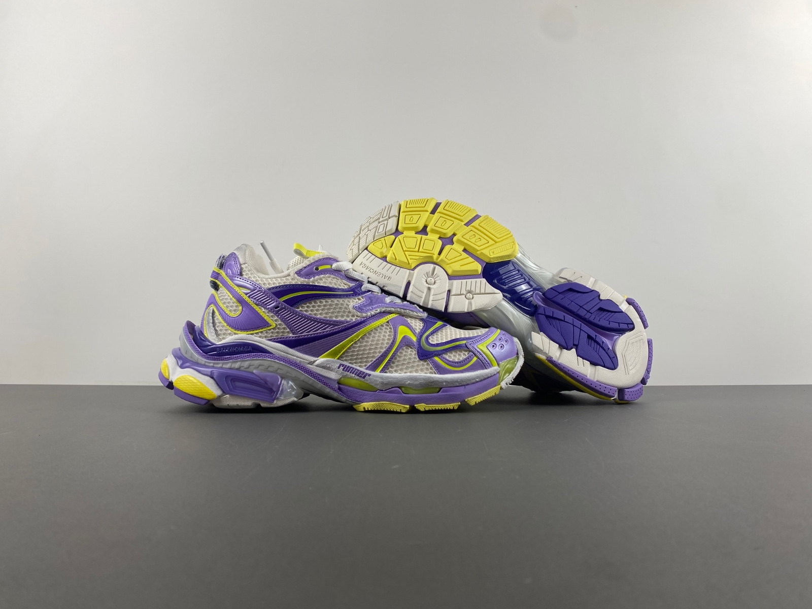 Balenciaga Runner Sneaker