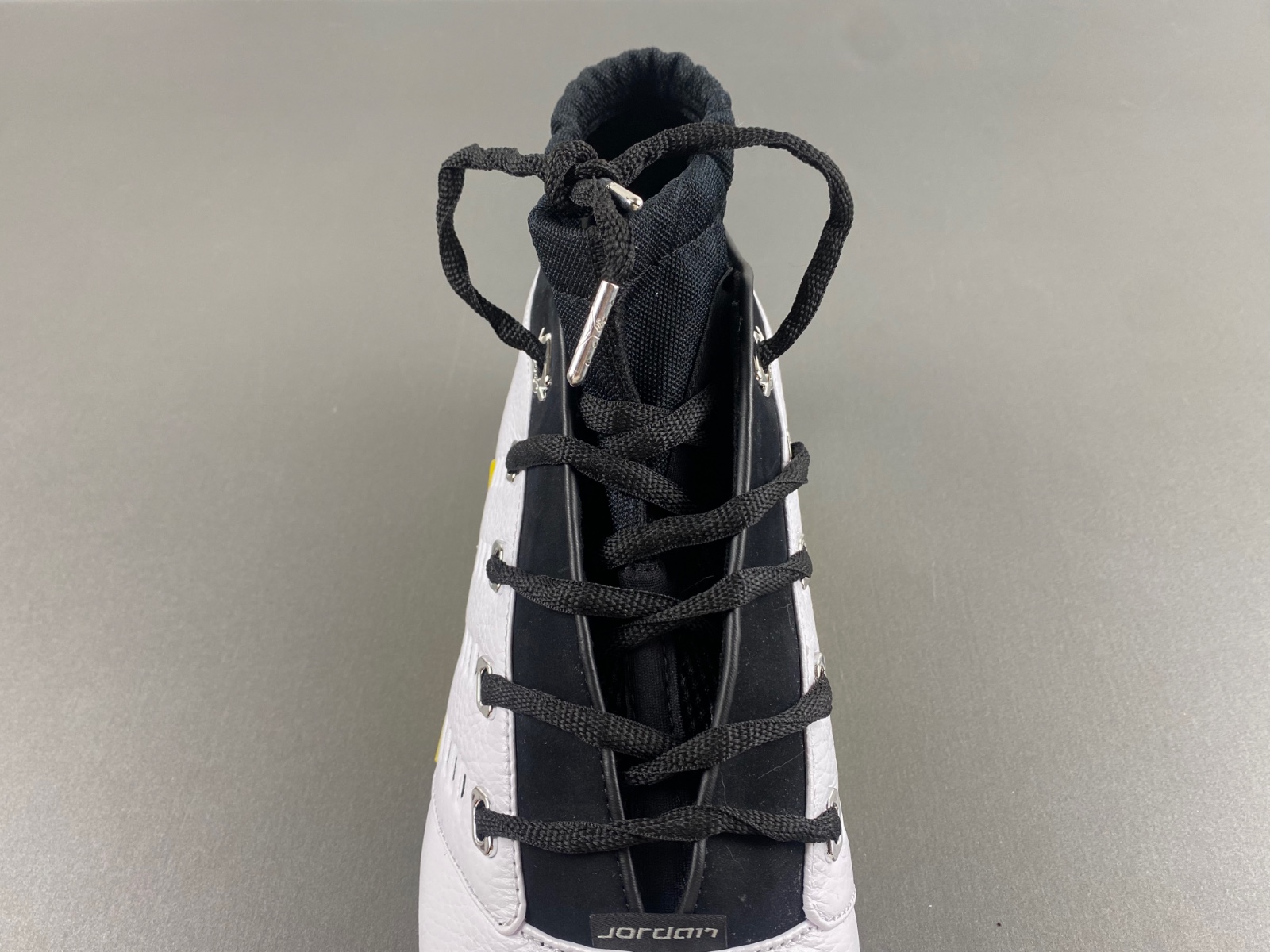 Air Jordan 17 Low “Lightning”   FJ0395-100