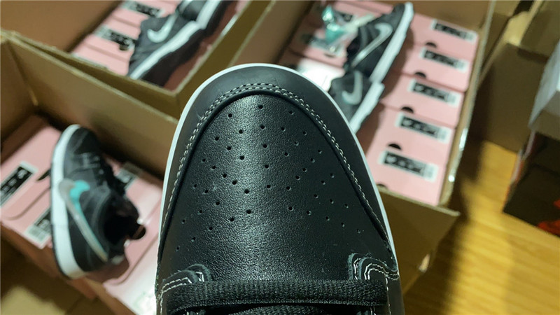 Nike SB Dunk Low Diamond Supply Co Black Diamond BV1310-001