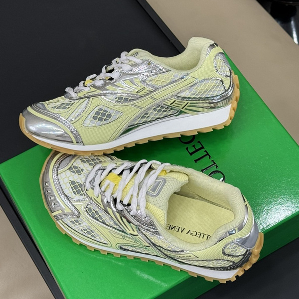 Bottega Veneta Orbit Sneakers