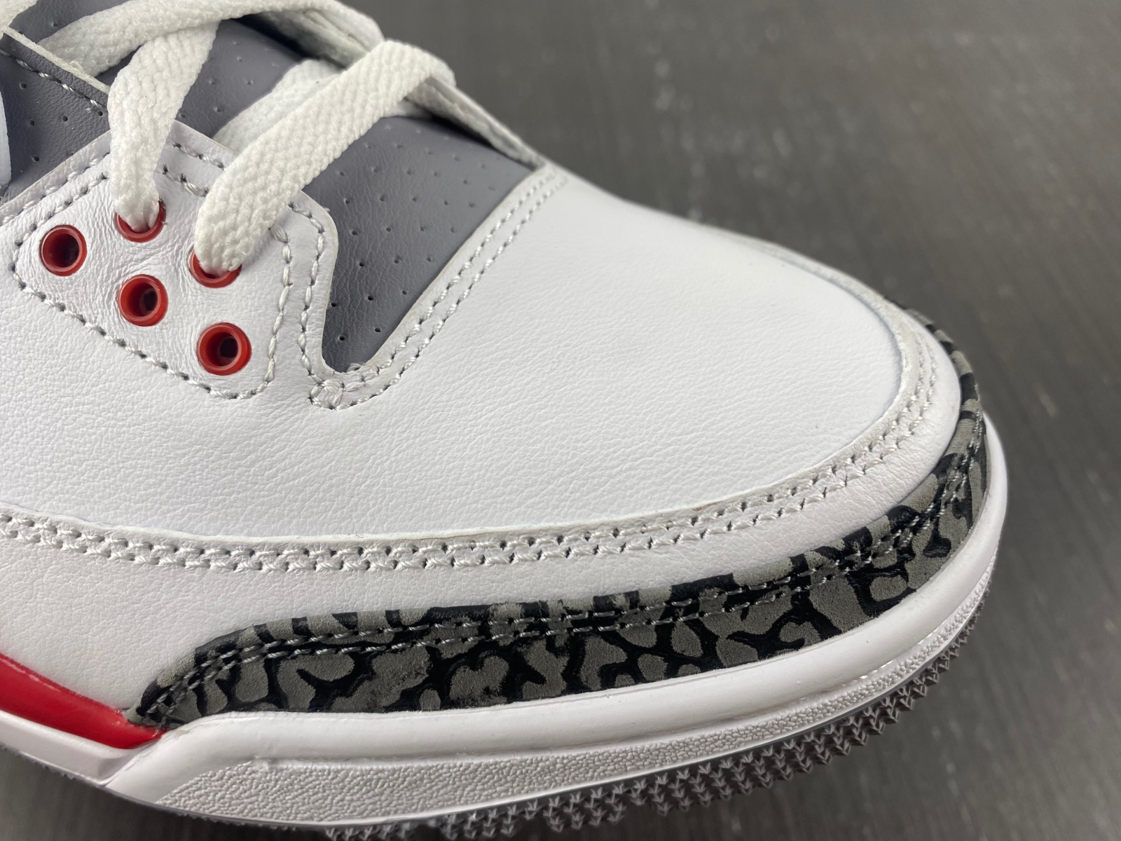 Air Jordan 3 OG Fire Red 2022 DN3707-160
