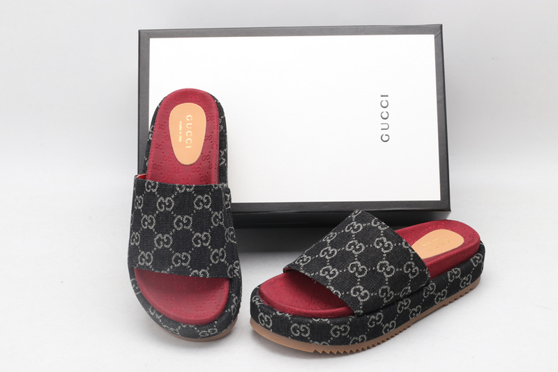 GUCCI WOMEN