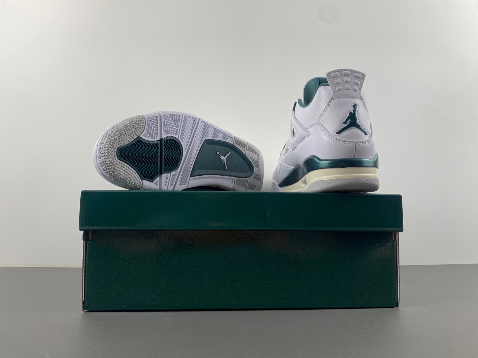 Air Jordan 4 "Oxidized Green" FQ8138-103