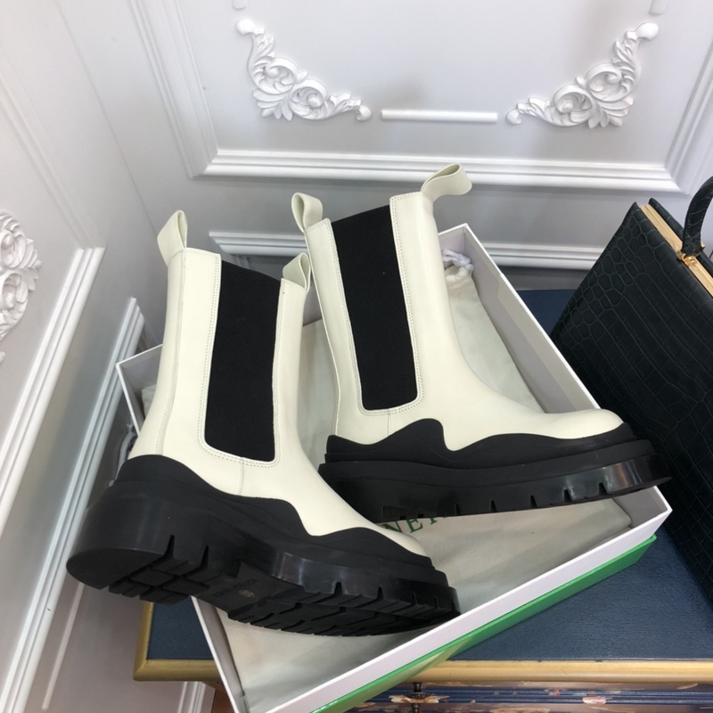 Bottega Veneta Tire Leather Ankle boots