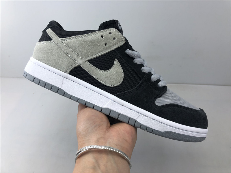 Nike SB Dunk Low Black Wolf Grey 854866-001