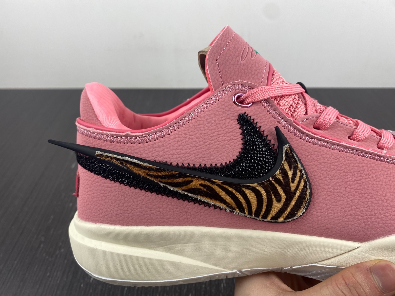 Nike LeBron 20 NRG EP 