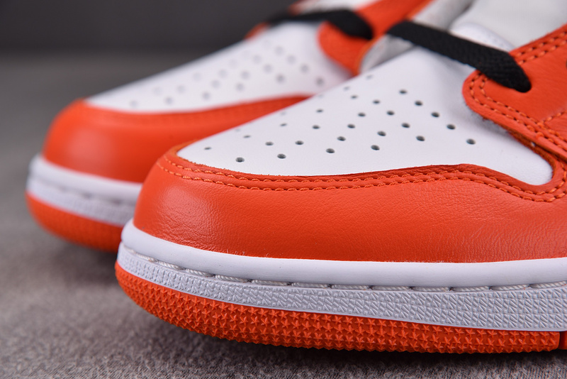 Air Jordan 1 Retro Low OG 