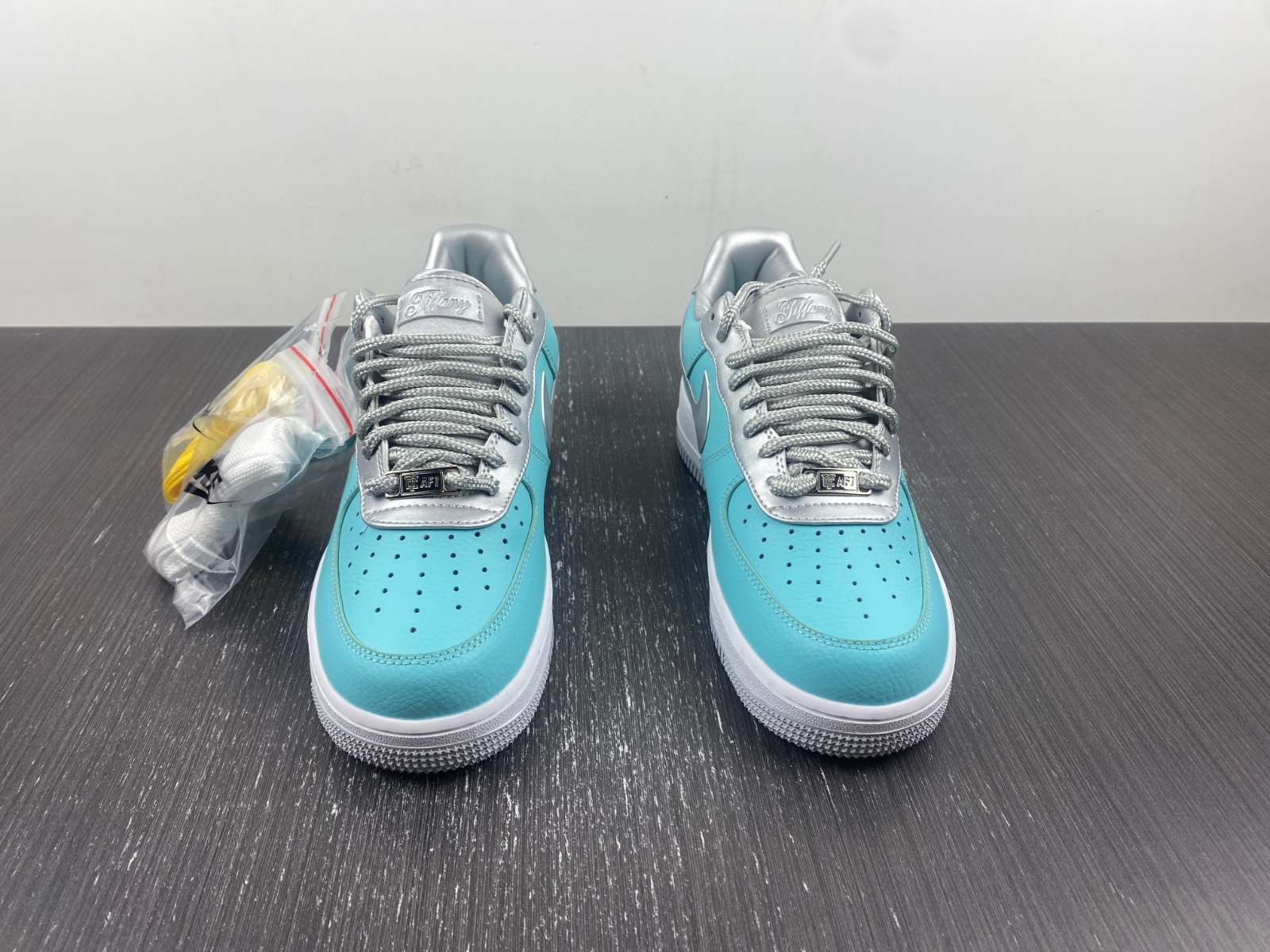 Tiffany & Co. x Nike Air Force 1 Low
