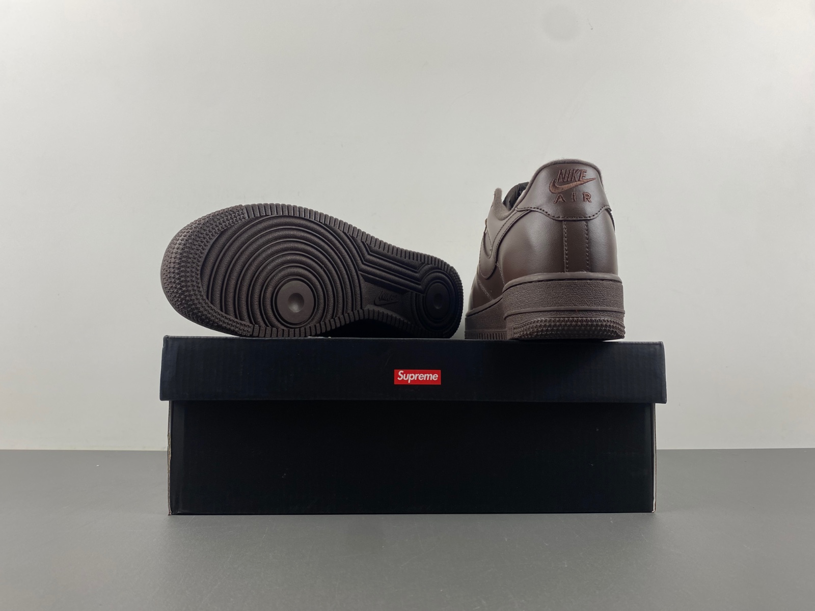 Supre* X Air Force 1 Low 