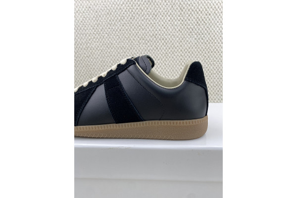 Maison M0rgiela Trainer (GATs)